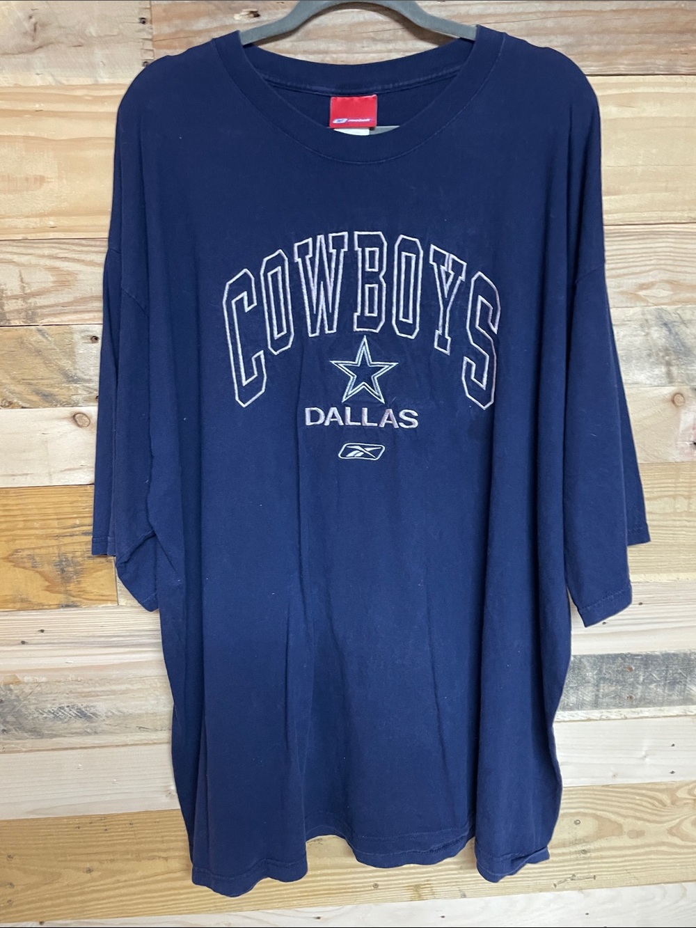 Reebok size 2X Short Sleeve Navy Color Stitched Cowboys Dallas T-shirt